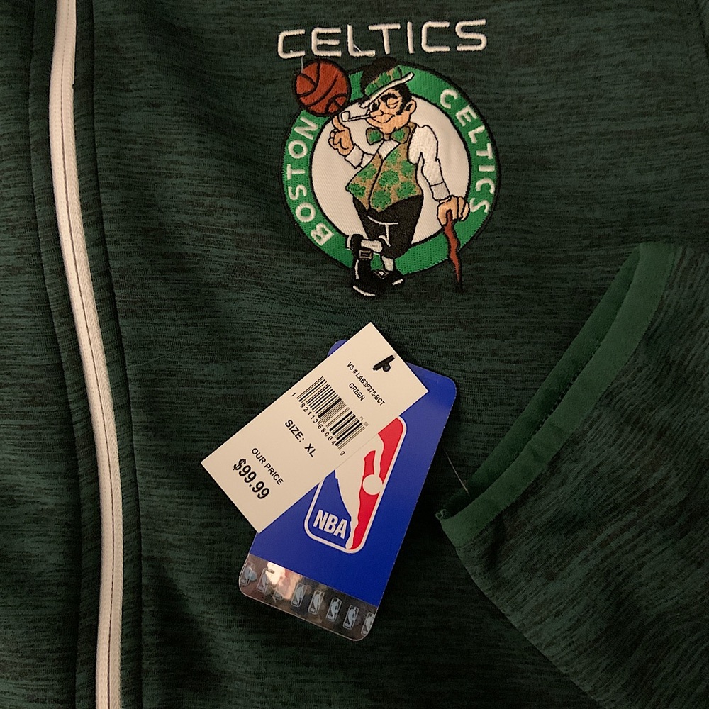 NWT Boston Celtic NBA zip up